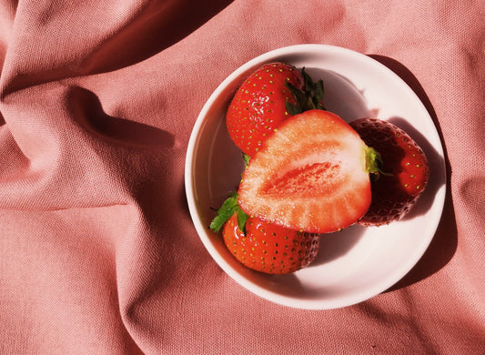 Make Your Own: Strawberry & Cacao Mocktail