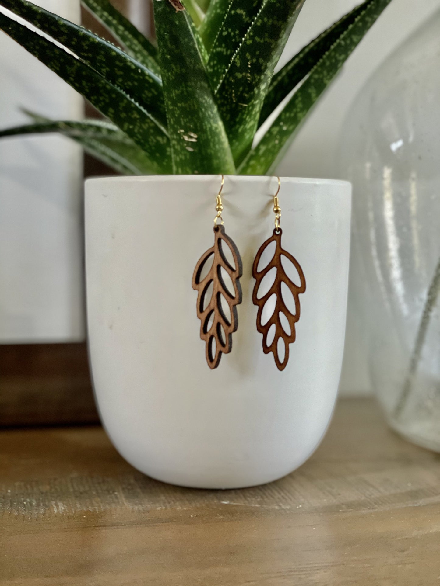 Laurel leaf wooden earrings