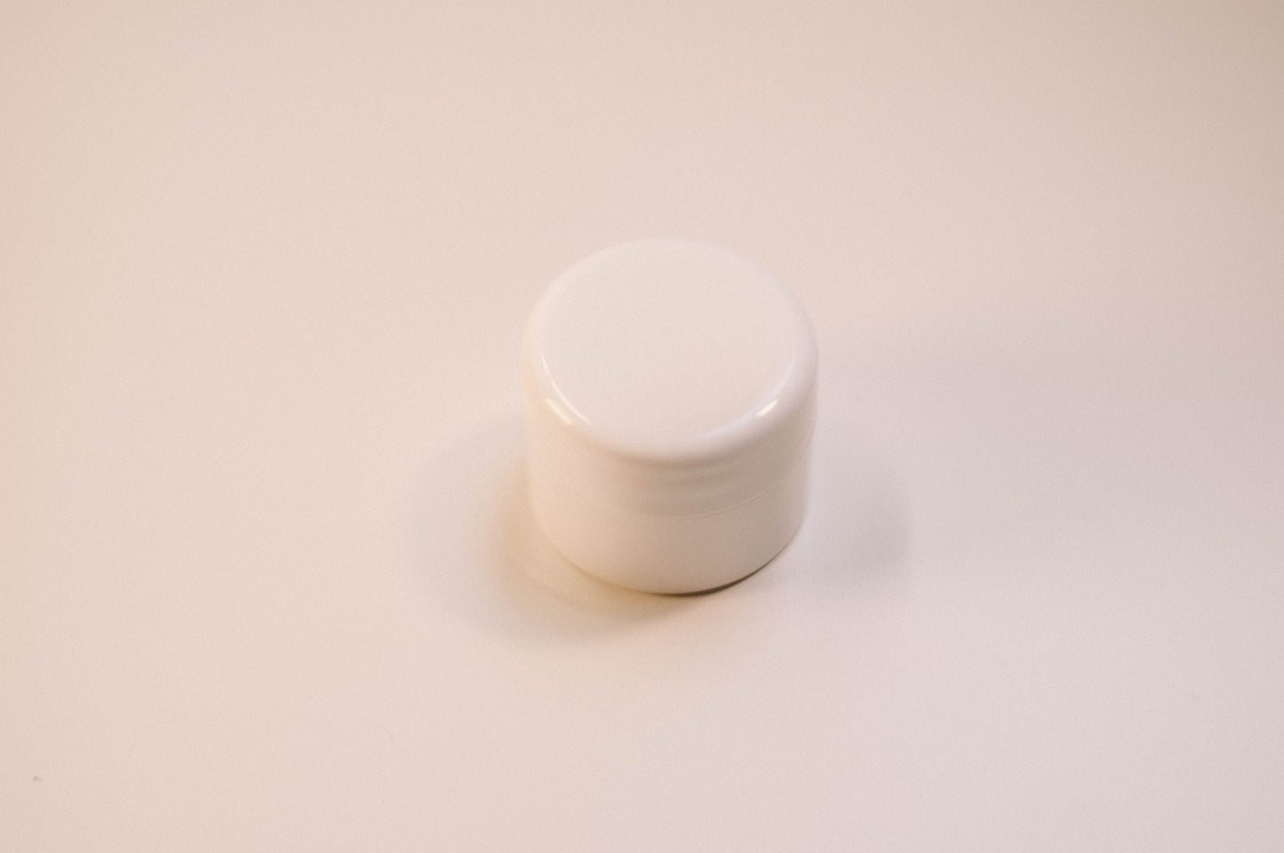 White 1/4oz Jar Plastic